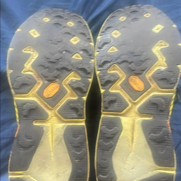 Hoka Men's Speedgoat Running Shoes - Picture 4 of 5